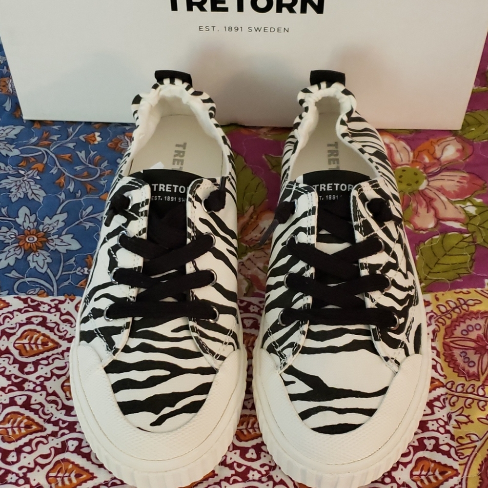 Tretorn sneakers,  flats, slip on shoe